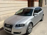 Usado Audi A3 Ambition 105 CV (77 kW) 2006 Gris / plata Utilitario
