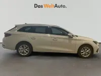 Usado Seat Leon Style 116 CV (85 kW) 2025 Blanco Familiar