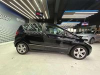 Usado Mercedes A160 95 CV (69 kW) 2010 Negro Utilitario