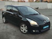 Usado Peugeot 5008 Allure 114 HP (83 kW) 2011 Preto Monovolume