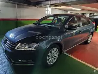 Usado VW Passat Advance 140 CV (102 kW) 2014 Gris / plata Berlina