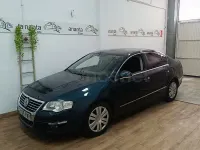 Usado VW Passat Highline 140 CV (102 kW) 2007 Azul Berlina