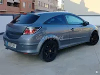 Usado Opel Astra GTC Sport 150 CV (110 kW) 2006 Gris / plata Berlina