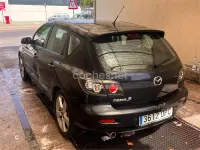 Usado Mazda 3 Sportive 150 CV (110 kW) 2005 Negro Berlina