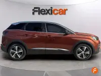 Usado Peugeot 3008 GT 130 CV (95 kW) 2021 Naranja SUV