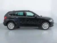 Usado Skoda Kamiq Selection 115 CV (84 kW) 2025 Blanco SUV