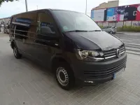 Usado VW Transporter 150 CV (110 kW) 2018 Negro Van