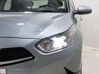 Usado Kia Ceed 101 CV (74 kW) 2025 Plateado Utilitario