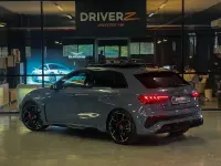 Usado Audi RS3 Sportback 400 CV (294 kW) 2023 Gris Utilitario