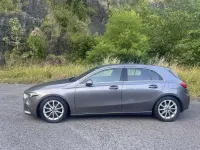 Usado Mercedes A180 109 CV (80 kW) 2017 Gris Utilitario