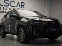 Usado Toyota Yaris Cross Connect Style 116 CV (85 kW) 2022 Negro SUV