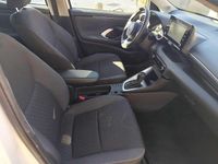 Usado Toyota Yaris Hybrid Active 116 CV (85 kW) 2021 Blanco