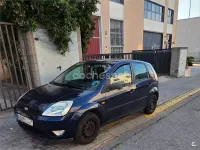 Usado Ford Fiesta Trend 80 CV (58 kW) 2002 Negro Utilitario