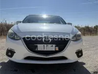 Usado Mazda 3 Luxury 150 CV (110 kW) 2017 Blanco Berlina