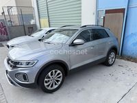 Usado VW T-Roc 150 CV (110 kW) 2025 Gris / plata SUV