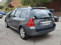 Usado Peugeot 307 110 CV (80 kW) 2007 Azul Familiar