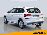 Usado Skoda Kamiq Style 110 CV (80 kW) 2022 Blanco SUV