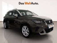 Usado Seat Arona Xperience 115 CV (84 kW) 2025 Gris / plata SUV
