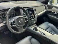 Usado Volvo XC90 Momentum 235 CV (172 kW) 2021 Azul SUV