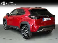 Usado Toyota Yaris Cross Plus 126 CV (92 kW) 2025 Rojo SUV
