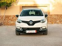 Usado Renault Captur Intens 90 CV (66 kW) 2016 Beige SUV