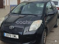 Usado Toyota Yaris 90 CV (66 kW) 2006 Negro Berlina