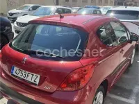 Usado Peugeot 207 95 CV (69 kW) 2007 Granate Berlina