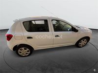 Usado Dacia Sandero Lauréate 75 CV (55 kW) 2014 Blanco Berlina