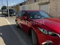 Usado Mazda 3 105 CV (77 kW) 2017 Rojo Berlina