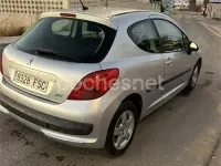 Usado Peugeot 207 95 CV (69 kW) 2007 Gris / plata Berlina