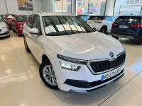 Usado Skoda Kamiq Ambition 110 CV (80 kW) 2021 Blanco SUV