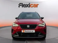 Usado Seat Arona FR 150 CV (110 kW) 2023 Burdeos SUV