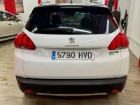 Usado Peugeot 2008 Allure 115 CV (84 kW) 2013 Blanco SUV
