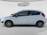 Usado Ford Fiesta Trend 82 CV (60 kW) 2017 Blanco Utilitario
