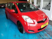 Occasion Toyota Yaris Active 69 ch (50 kW) 2011 Rouge Citadine