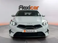 Usado Kia Ceed 136 CV (100 kW) 2023 Blanco Utilitario