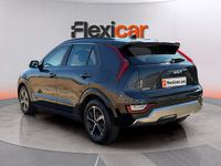 Usado Kia Niro 129 CV (94 kW) 2025 Gris SUV