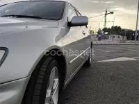 Usado Lexus IS200 Luxury Line 155 CV (114 kW) 2002 Gris / plata Berlina