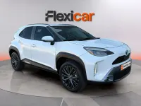 Usado Toyota Yaris 116 CV (85 kW) 2023 Blanco Utilitario