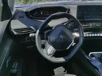 Usado Peugeot 3008 Allure 130 CV (95 kW) 2021 Azul SUV