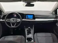 Occasion VW Golf VIII Life 110 ch (80 kW) 2022 Bleue Berline