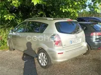 Usado Toyota Corolla Verso Sol 116 CV (85 kW) 2005 Gris / plata Monovolumen