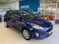 Usado Ford Fiesta Trend 85 CV (62 kW) 2018 Azul Utilitario