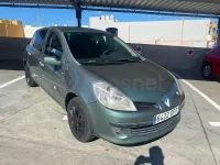 Usado Renault Clio II Authentique 75 CV (55 kW) 2008 Verde Berlina
