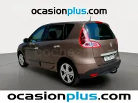 Usado Renault Scénic III 131 CV (96 kW) 2010 Marrón Monovolumen