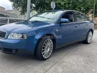 Usado Audi A4 115 CV (84 kW) 2001 Azul Berlina