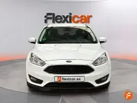 Usado Ford Focus Trend 125 CV (91 kW) 2018 Blanco