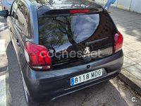 Usado Peugeot 108 Active 72 CV (52 kW) 2021 Gris / plata Berlina