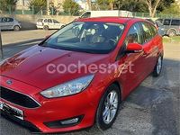 Usado Ford Focus Trend 120 CV (88 kW) 2017 Rojo Berlina