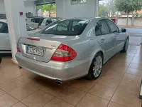 Usado Mercedes C220 Elegance 170 CV (125 kW) 2007 Gris / plata Berlina